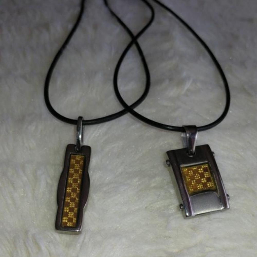 18K Gold Chinese Good Luck Necklace